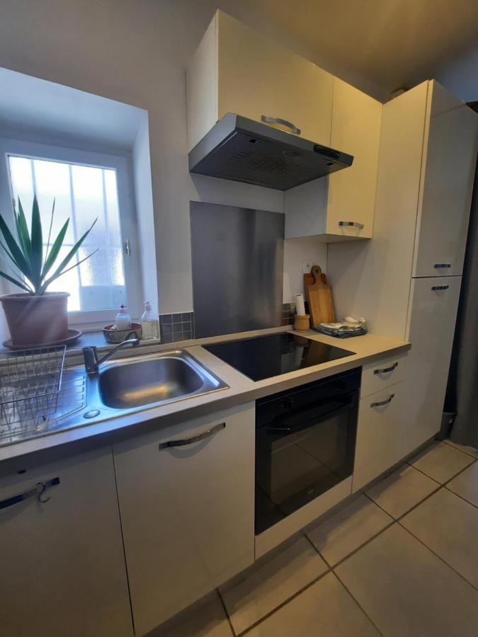 Agreable Appartement T2 Proche Centre Nîmes Kültér fotó