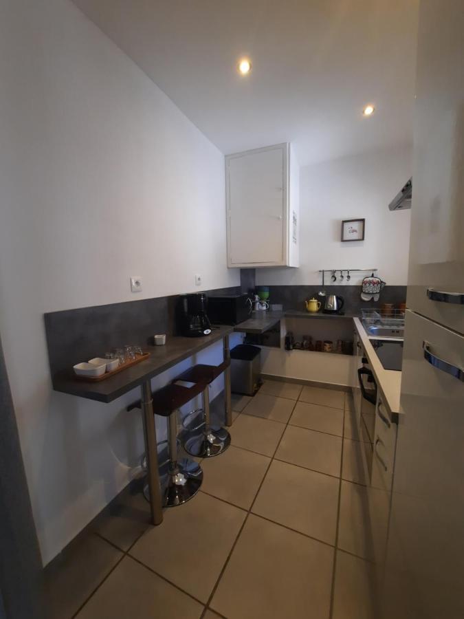 Agreable Appartement T2 Proche Centre Nîmes Kültér fotó